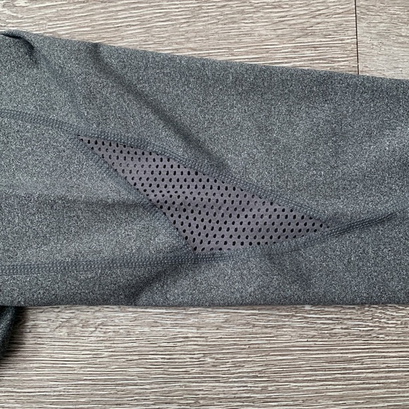 Reebok capri - Picture 4 of 4